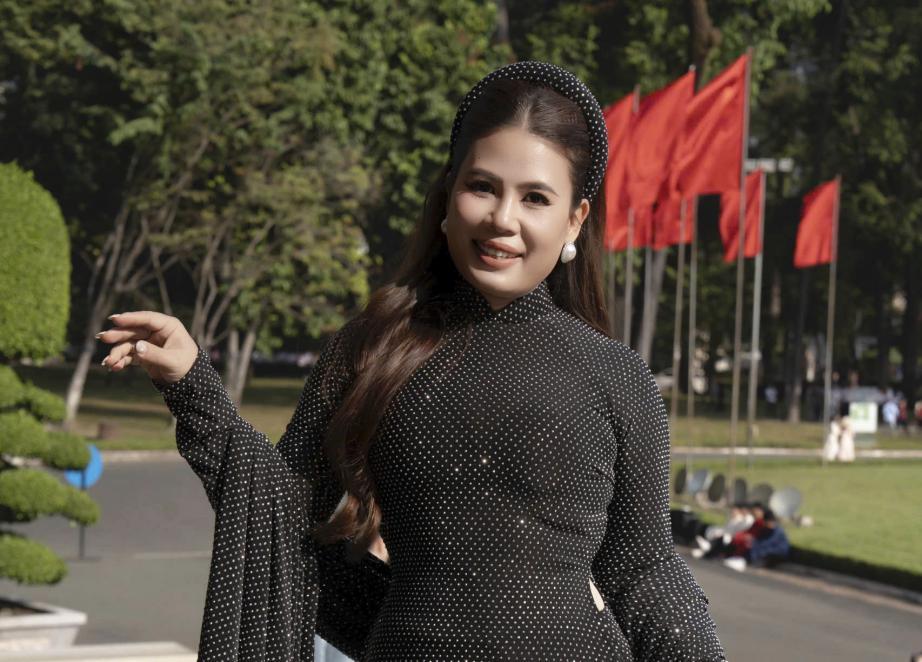 Doanh nhân Trần Thị Mỹ Lành: Bản lĩnh "nữ tướng" và nét duyên dáng trong tà áo dài truyền thống