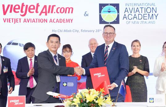 Học Viện Hàng Không Victoria: Cú Chuyển Mình Chiến Lược Của Đào Tạo Hàng Không Việt