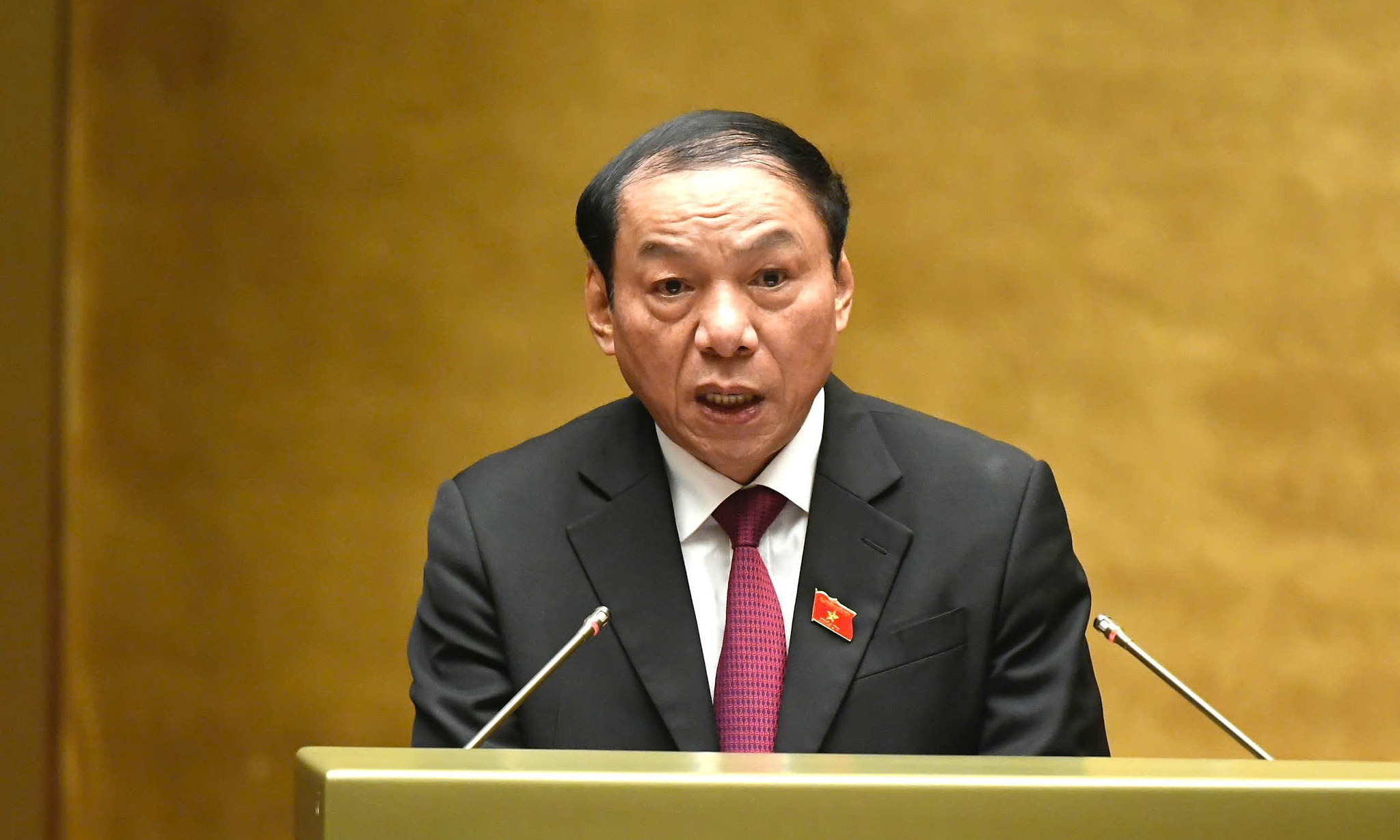 Người có ảnh hưởng sẽ bị siết hoạt động quảng cáo