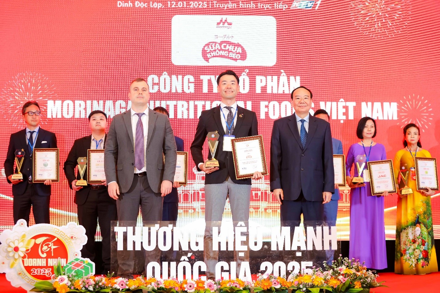 Công ty cổ phần Morinaga Nutritional Foods Việt Nam lọt top 12 Thương hiệu Mạnh Quốc gia với dòng sản phẩm sữa chua Không béo ít đường Morinaga