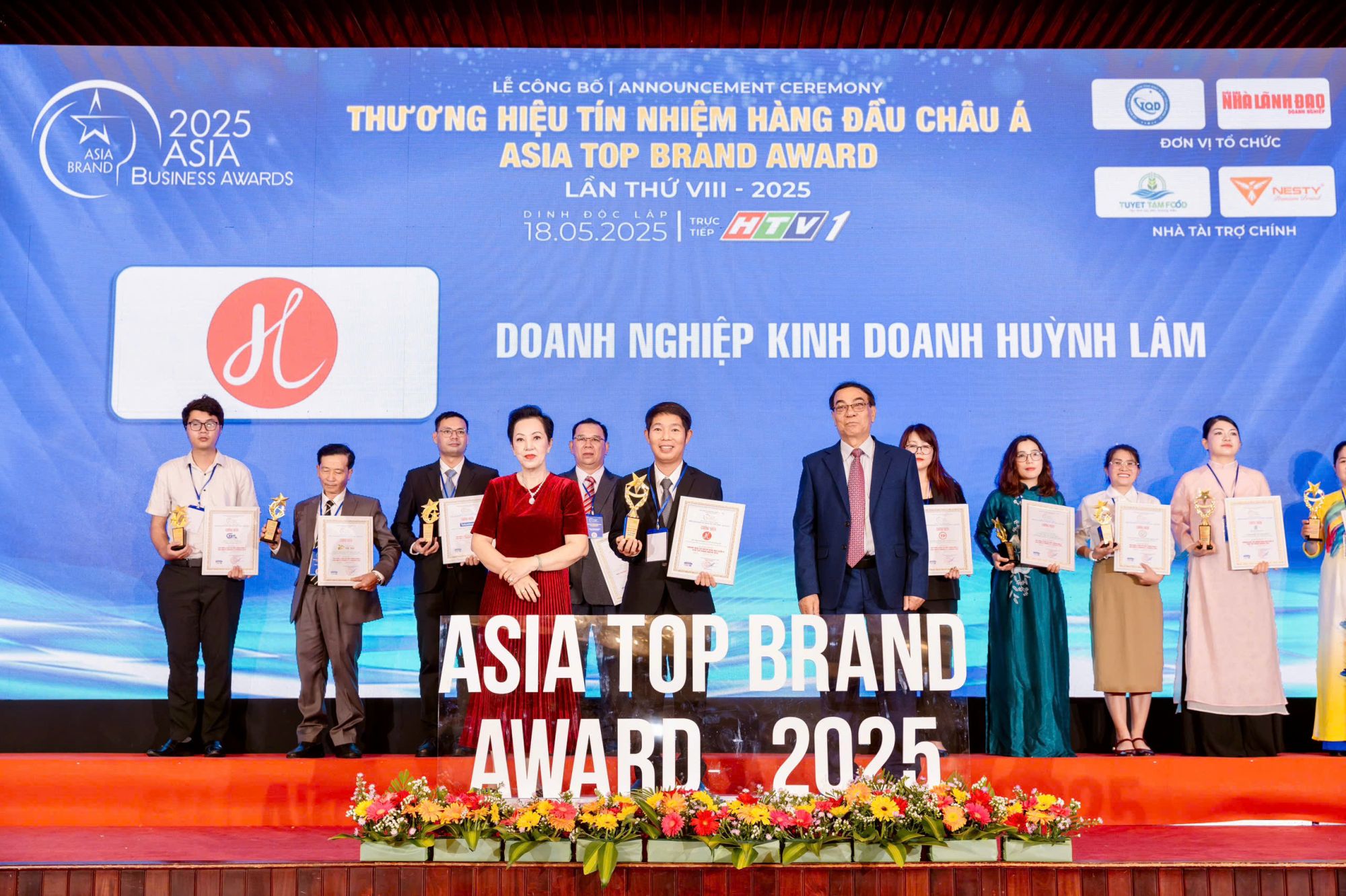 Muối ớt sấy Huỳnh Lâm được vinh danh Top 50 Thương Hiệu Tín Nhiệm Hàng Đầu Châu Á