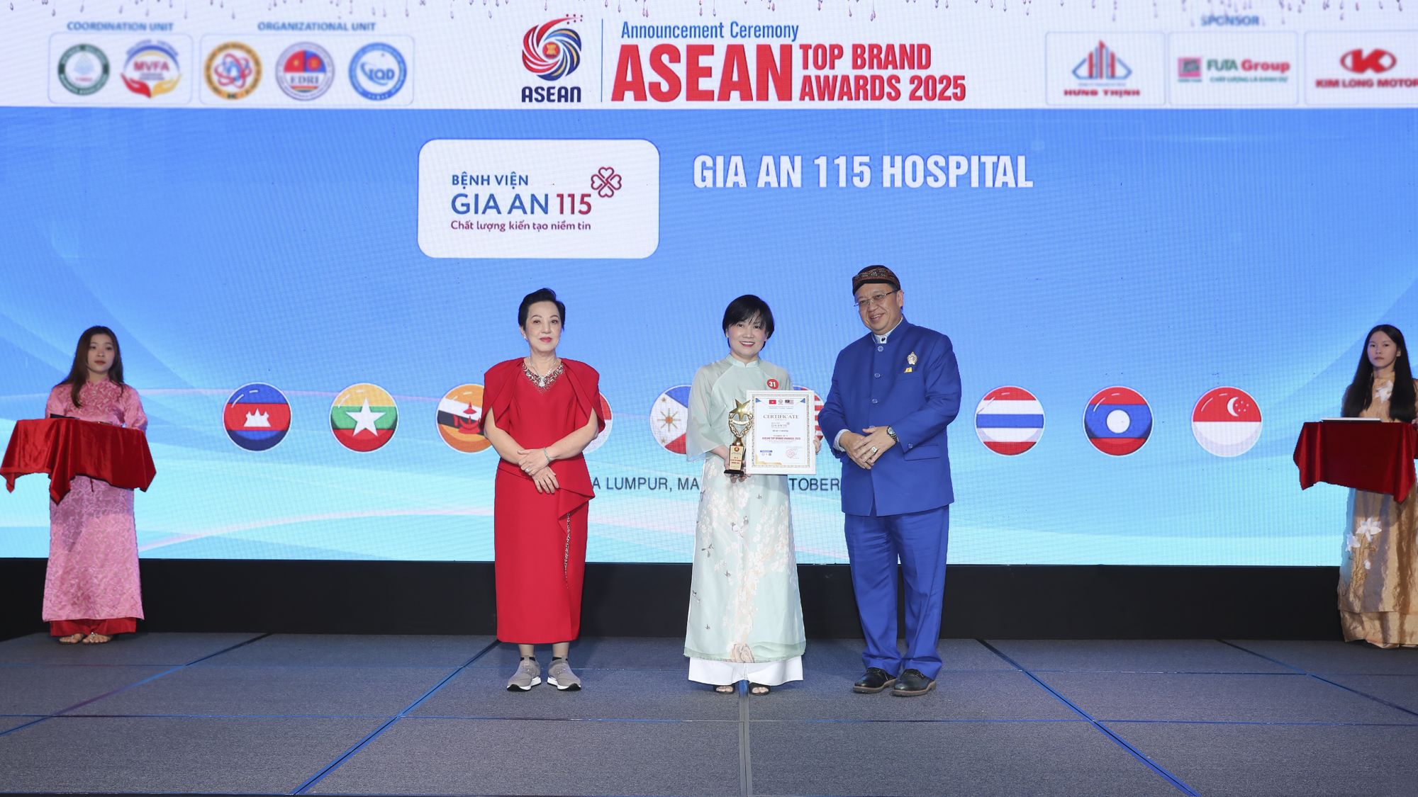 Bệnh viện Gia An 115 được vinh danh “Top 10 Thương hiệu uy tín hàng đầu ASEAN 2025”