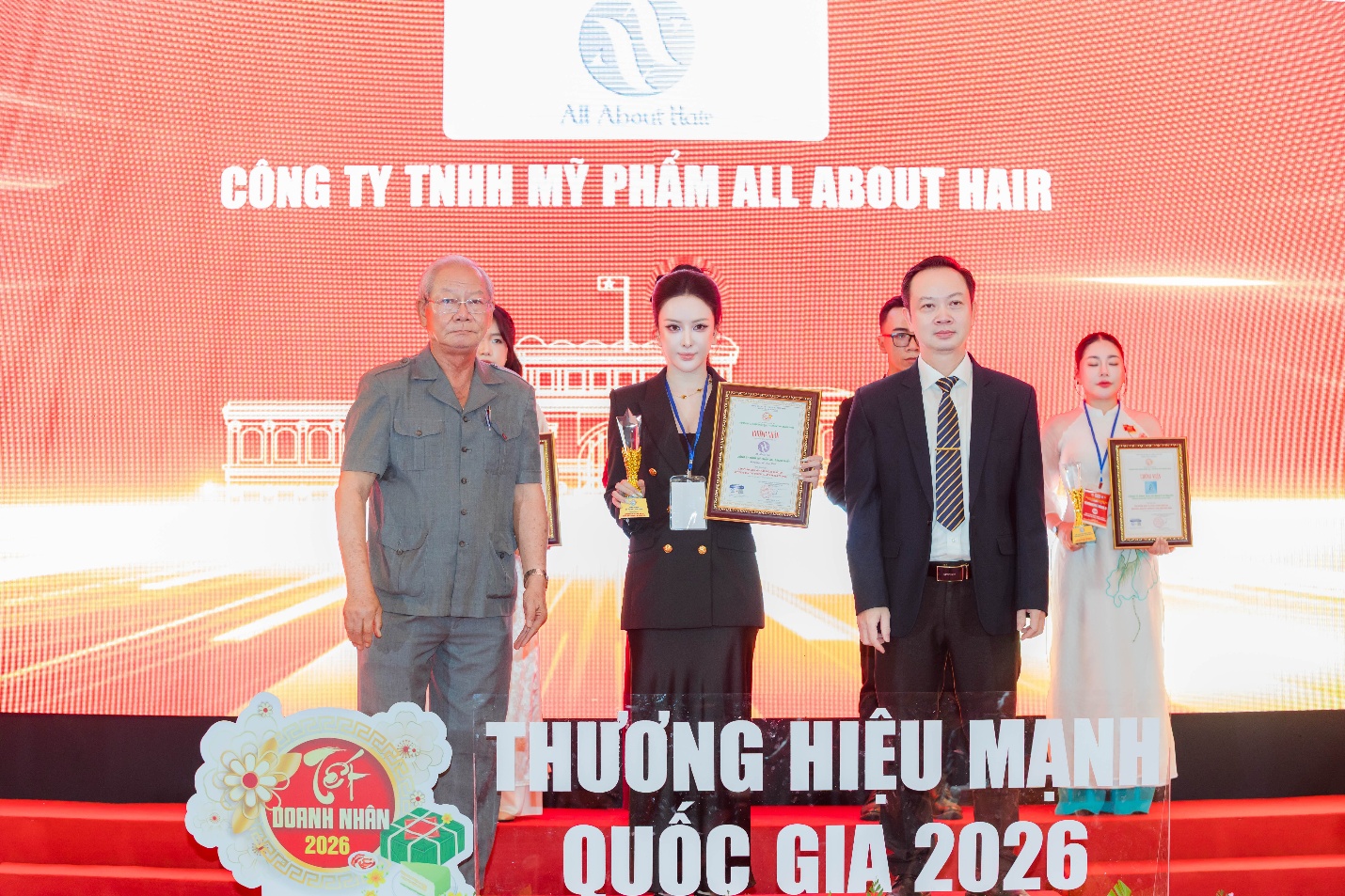All About Hair – Thương hiệu chăm sóc tóc Việt Nam vinh dự đạt giải thưởng “Sản phẩm – Dịch vụ Chất lượng Quốc gia 2026”.