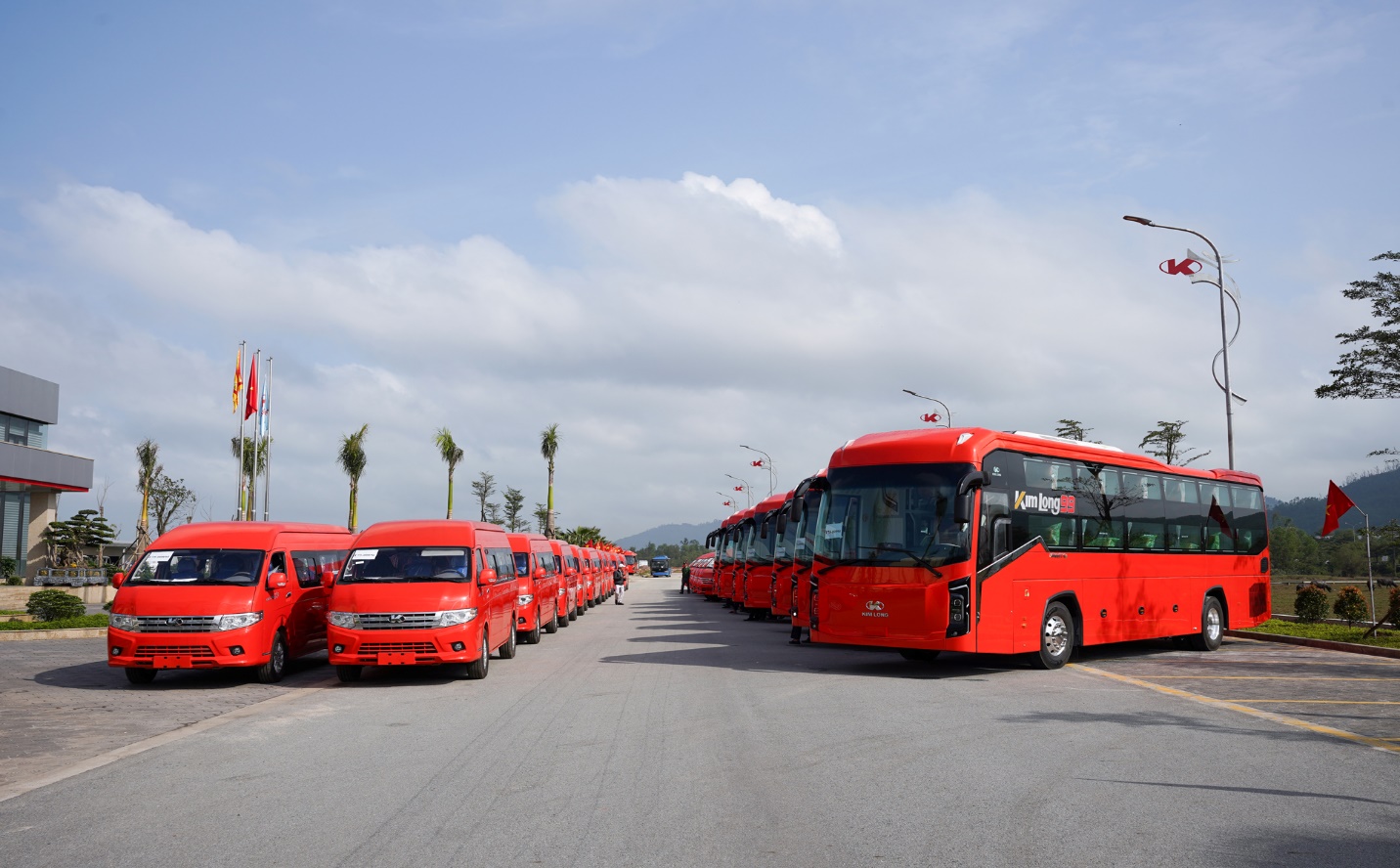 Phương Trang – FUTA Bus Lines  25 năm vững tin và phát triển