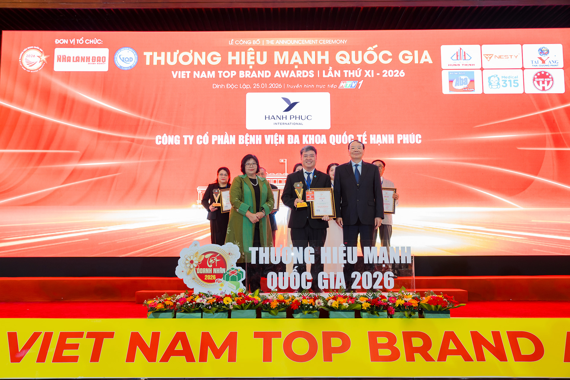 Bệnh viện Đa khoa Quốc tế Hạnh Phúc lọt Top 12 Thương Hiệu Mạnh Quốc Gia 2026
