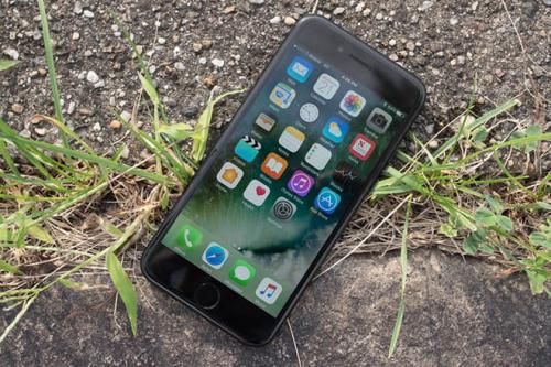 Apple bất ngờ vẫn bán iPhone 7 và 7 Plus qua cửa hàng thanh toán trực tuyến -Kiến Tường 