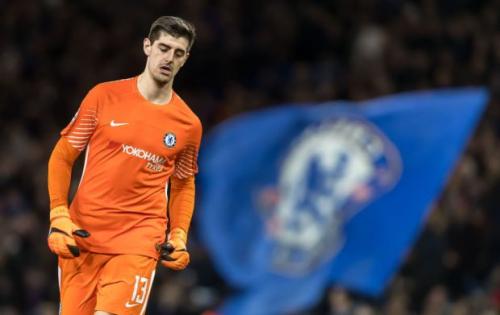 Courtois tìm cách rời Chelsea, đến Paris SG