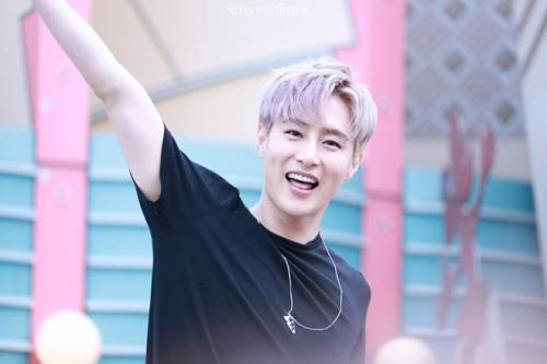 Nam thần tượng Hàn Quốc qua đời ở tuổi 33 do tim đột ngột ngừng đập