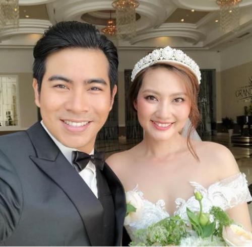 Ngọc Lan xác nhận ly hôn Thanh Bình: "Tự rời xa, không có ai chia rẽ..."