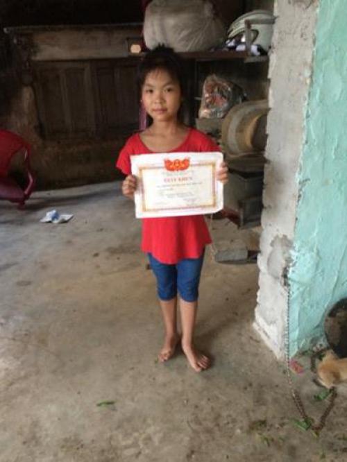 Cô bé bệnh tật với ước mơ trở thành bác sĩ