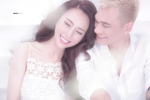 Bà xã Khắc Việt diện bikini khoe body bốc lửa, "đốt mắt" người nhìn authorLoan Trần Thứ Hai, ngày 29/04/2019 09:25 AM (GMT+7)