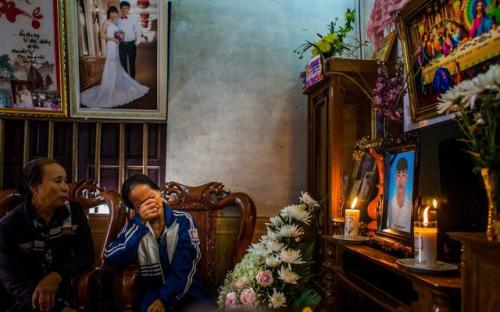 NYT phỏng vấn gia đình nghi có người thân trong 39 người chết ở Anh: Chị tôi có thể chỉ bị lạc đường thôi!