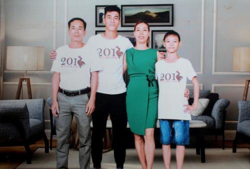 Tuổi thơ nghèo khó, xa bố mẹ của tiền đạo Tiến Linh