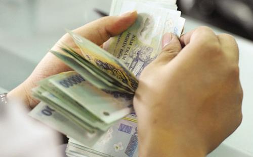 Tăng lương từ 1/7, cán bộ, công chức có sống được bằng lương?