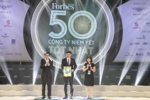 PVFCCo lập hat-trick danh hiệu uy tín do các nhà đầu tư và  báo chí bình chọn