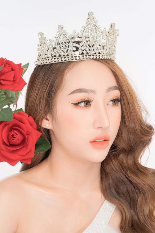 Tự hào nhận giải thưởng Thương Hiệu Dẫn Đầu Quốc gia 2019, Envy Beauty ngày càng chứng tỏ năng lực trong lĩnh vực làm đẹp.