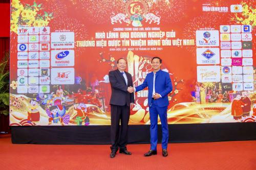 Bác Sỹ - Doanh nhân Nguyễn Thanh Tuấn: “Nha Khoa Sài Gòn Giúp Khách Hàng Có Một Nụ Cười Khỏe Mạnh”