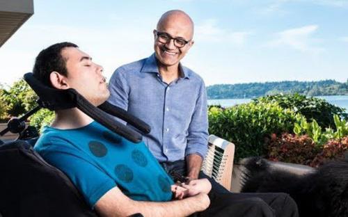 Con bị tàn tật nặng, liệt tứ chi, CEO Microsoft chia sẻ: Những đứa trẻ dạy tôi biết thấu cảm, giúp tôi trở thành một lãnh đạo tốt hơn!