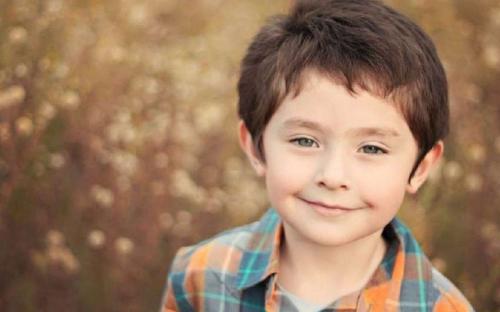 Nhặt được ví của tỷ phú bất động sản, đứa trẻ đói rách đến tận nơi trả lại nhưng lại xin 1 đô-la bằng được, lý do nói ra khiến ai nghe cũng phải xấu hổ