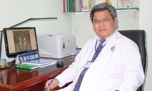 TS. BS Xuân Sơn: Cống hiến tuổi thanh xuân cho nghề y