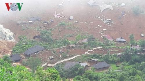 Cận cảnh bản Tùng Sáng ở huyện Sìn Hồ tan hoang sau trận lở núi