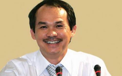 Bầu Đức quyết nuôi lợn, bầu Hiển bị con trai vượt qua