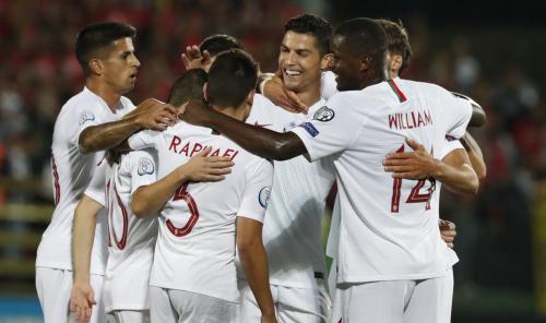 Kết quả vòng loại Euro 2020 (11/9): Ronaldo “lên thần”, Bồ Đào Nha thắng hủy diệt -Tú Phạm 