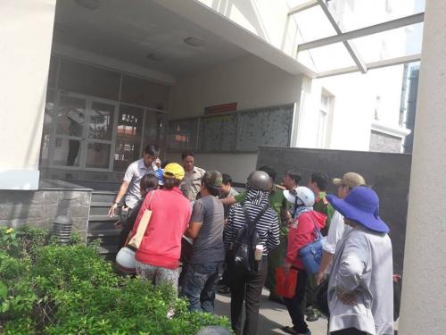 Bí thư Nguyễn Thiện Nhân gặp gỡ người dân Thủ Thiêm