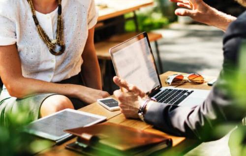 Doanh nghiệp vừa và nhỏ Việt Nam: Lập cập khi chuyển đổi số