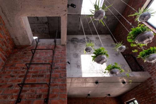 Nhà gạch Quảng Ninh 350 triệu đồng lên báo quốc tế