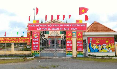 Chuyện lạ: 3 anh em ruột cùng trong ban chấp hành huyện ủy