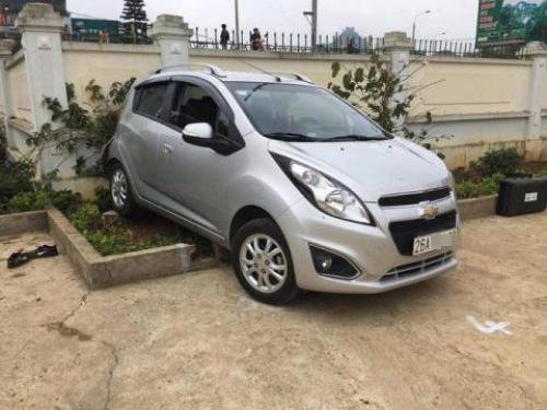 Cô giáo lùi xe chết trò: Sự thật 330 triệu đồng