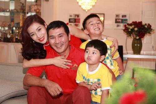 Cuộc sống hạnh phúc đáng mơ ước của Hoa khôi Thu Hương