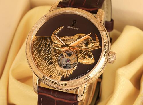 Đồng hồ Automatic có cần lên dây cót không?