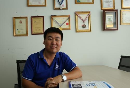 Cam kết làm sạch vĩnh viễn sông Tô Lịch: Doanh nhân trẻ sẽ tự chi kinh phí thử nghiệm -Triệu Quang 