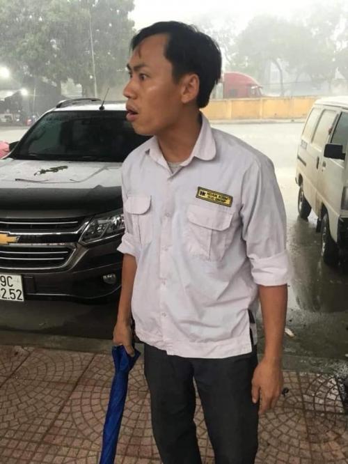 Động thái bất ngờ của cô gái tố tài xế taxi đánh vì mặc cả xong không đi -Nguyễn Đức 