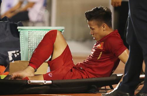 Trung vệ Quế Ngọc Hải nghỉ thi đấu một tháng
