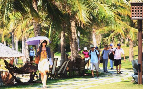 Ngành du lịch kích cầu nội địa  -H.Ng