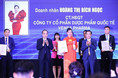 Doanh nhân Hoàng Thị Bích Ngọc: Hành trình cùng Venra Pharma vươn tới sự hoàn mỹ