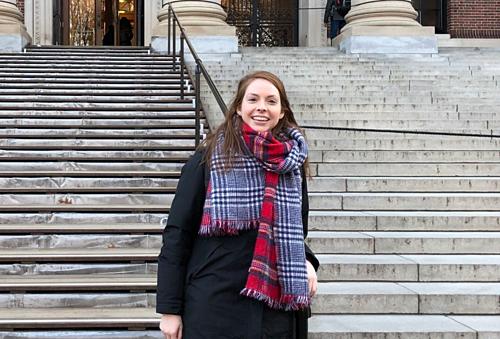 Cách tiết kiệm bằng một tuần không tiêu tiền mặt của cô gái Mỹ