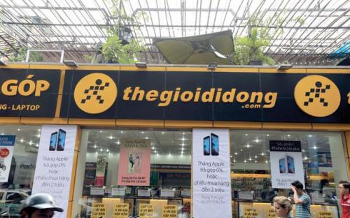 Không chỉ tụt hạng trên bản đồ TMĐT, doanh thu online của Thế Giới Di Động còn liên tục giảm sâu, xuống thấp nhất 14 tháng