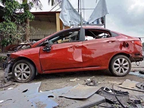 Nghi vấn ôtô bị gài mìn, phát nổ lúc nửa đêm