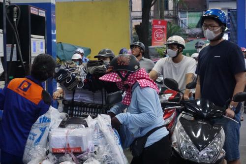 Giá xăng sẽ tiếp tục tăng ở mức cao, lần thứ 4 liên tiếp vào ngày mai?