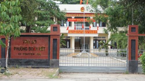 Nổ súng ở UBND phường: Cha bất lực nhìn con gái bị bắn tử vong