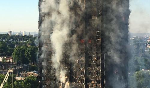 Từ lá đơn “kể tội”Carina bàn về trách nhiệm đền dân sau cháy