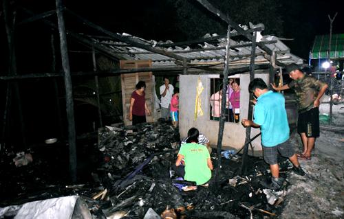 Bé gái bại liệt tử vong trong căn nhà cháy ở miền Tây