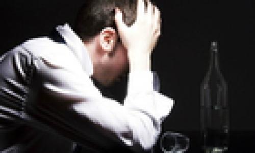 Hai lần đi với gái khiến tôi nhiễm HIV và lây cho vợ