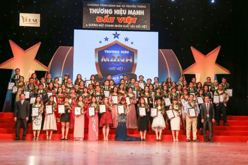 See The World Travel nhận giải Thương hiệu mạnh đất Việt