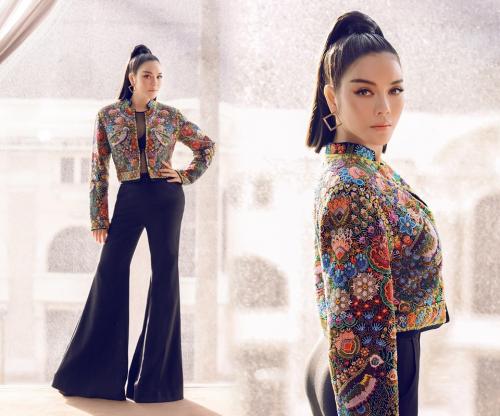 Mặc áo vest lộ nội y: Lý Nhã Kỳ gợi cảm hay khoe thân quá đà? Vũ Huế 