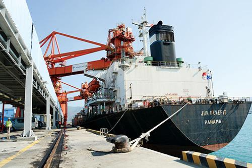 Kỳ vọng phát triển nhiệt điện than siêu sạch -Việt Hà 